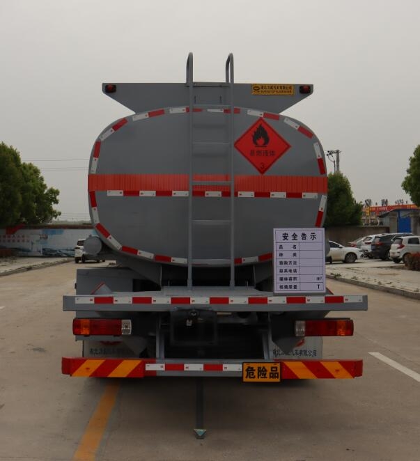 HLW5321GYYLZ6型運(yùn)油車